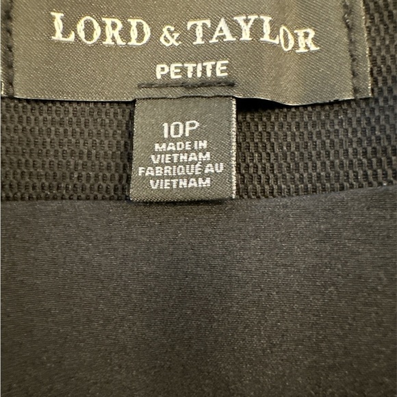 Lord &Taylor‎ Black Skirt NWT! Size 10P. - Picture 3 of 3